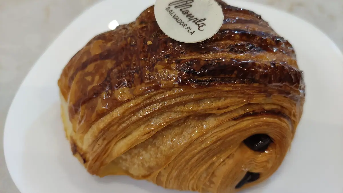 Basirs Bakery – patisserie in Victoria, Newport